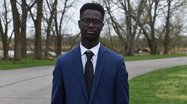 Kyle Ayisi, a Ghanaian-American teenager