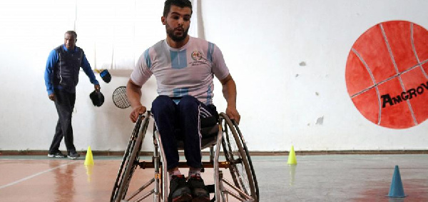Libyan Mohsen Hassan bin Daou is a victim of a gunshot wound that has left him paralyzed