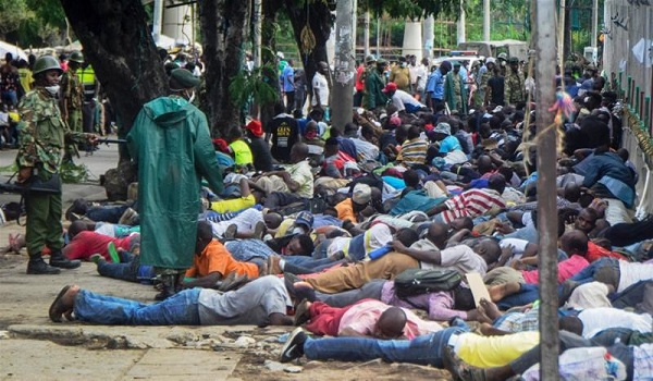  Police force ferry passengers to lie down after firing tear gas and detaining them in Mombasa