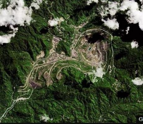 A satellite shot of the Panguna mine