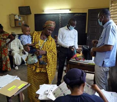 Ivorians have been collecting voters cards ahead of the election
