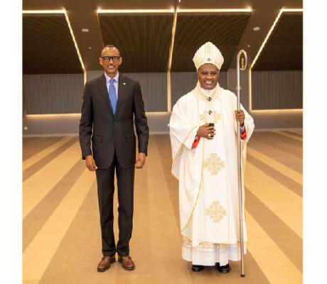 Rwandan President Paul Kagame and His Eminence Antoine Cardinal Kambanda in Kigali