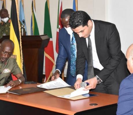 Ugandan military intelligence chief Abel Kandiho and his Egyptian counterpart at the signing of the protocol in Kampala, April 7, 2021