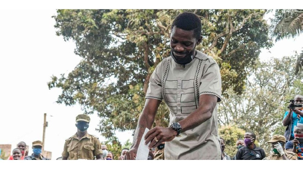 Ugandan presidential candidate Bobi Wine, casts his ballot in Magere, | AFP