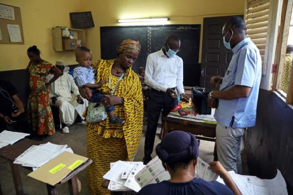 Ivorians have been collecting voters cards ahead of the election