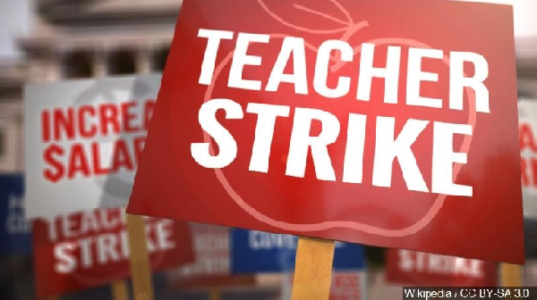 Lecturers at the Rumbek University of Science and Technology have threatened a strike action