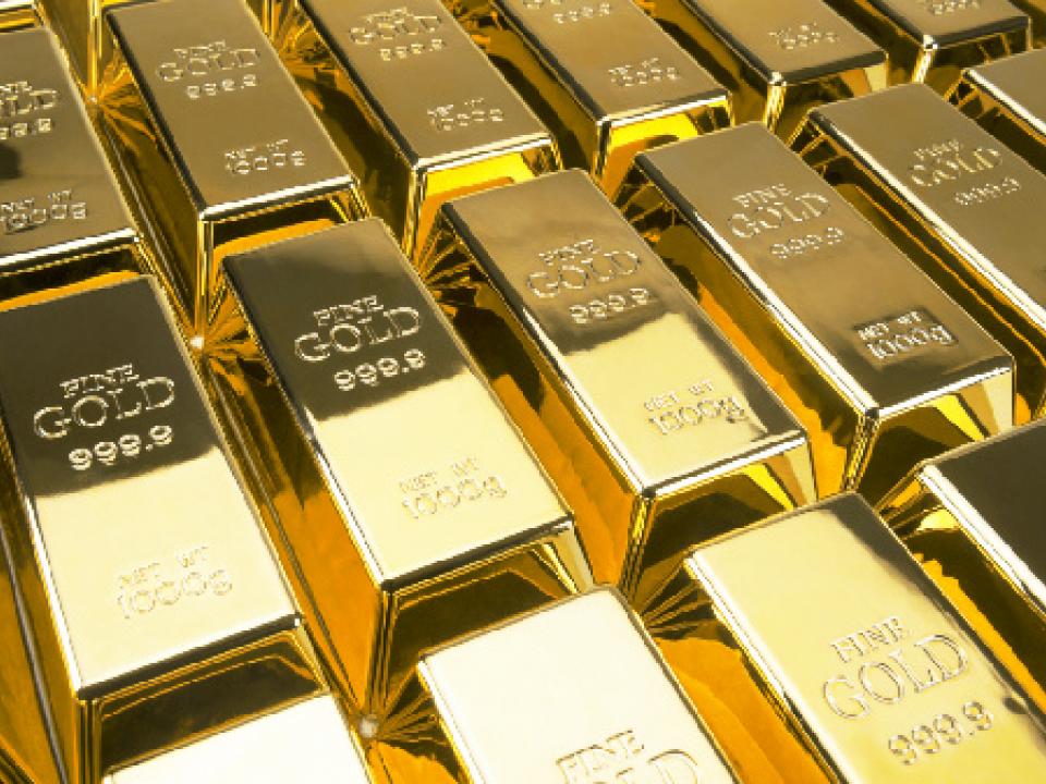 Official gold shipments in July and August totaled 700 kilograms (24,700 ounces)
